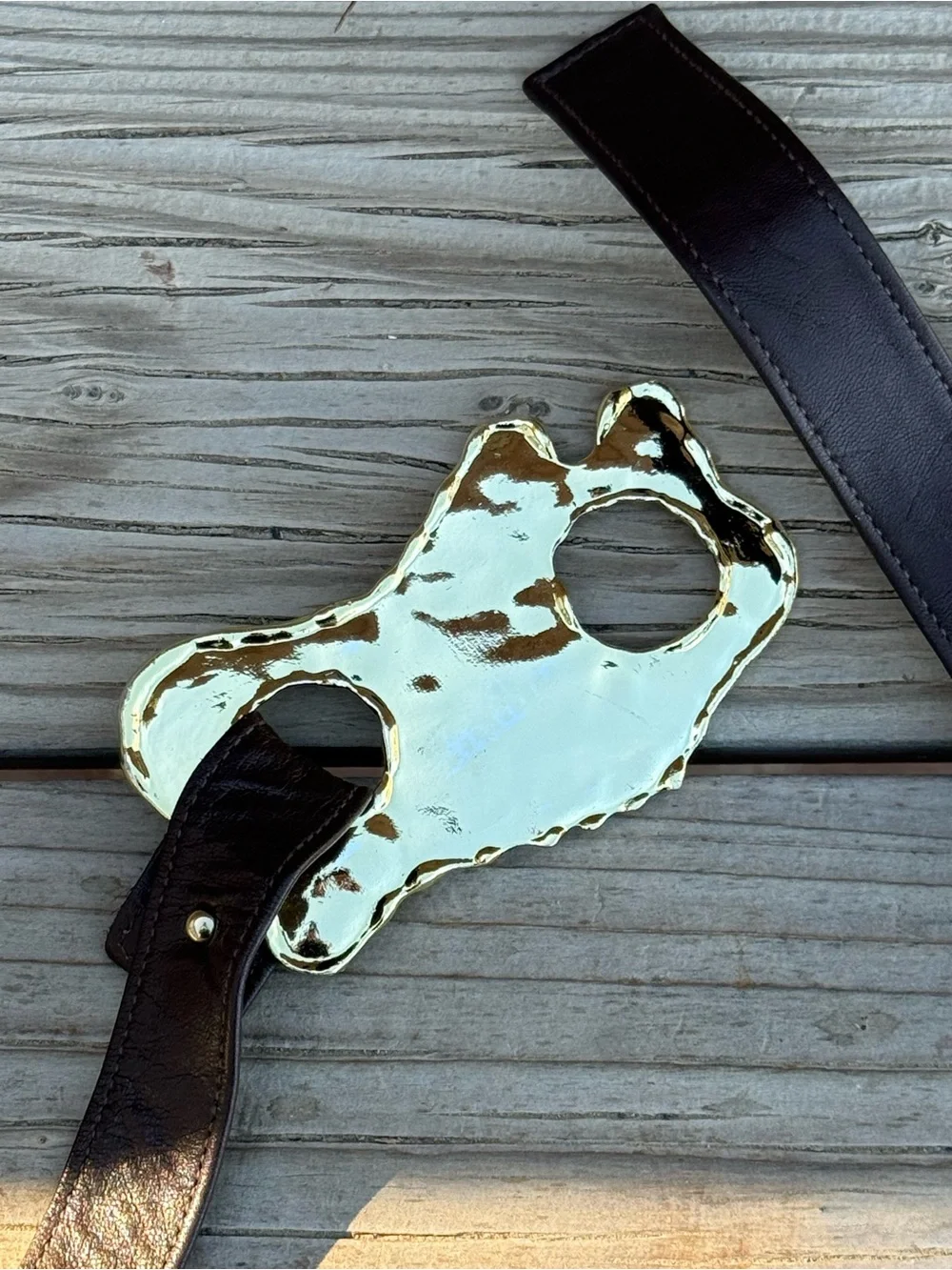1980s Adjustable Brown Leather Belt with Organic Gold Tone Buckle